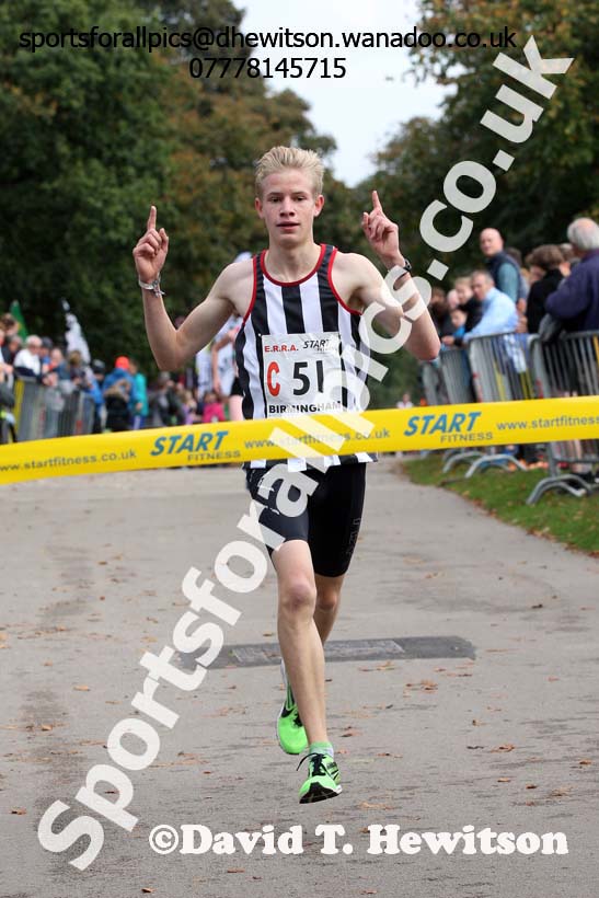 Mens under-17s ERRA Road Relays, Sutton Coldifield, Birmingham. Photo: David T. Hewitson/Sports for All Pics